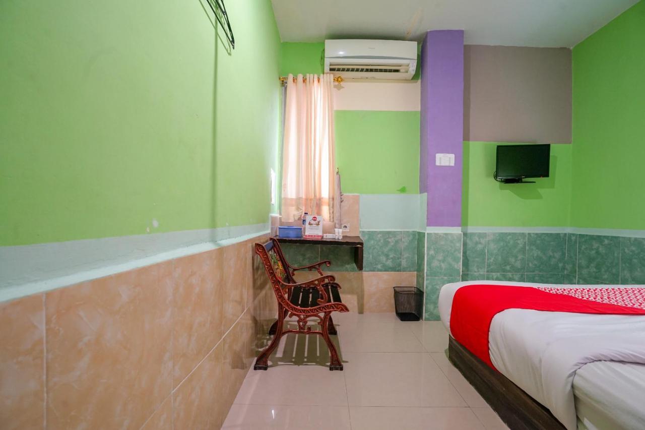 Oyo 1495 Hotel Lendosis باليمبانغْ المظهر الخارجي الصورة