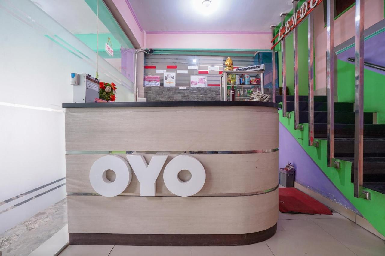 Oyo 1495 Hotel Lendosis باليمبانغْ المظهر الخارجي الصورة