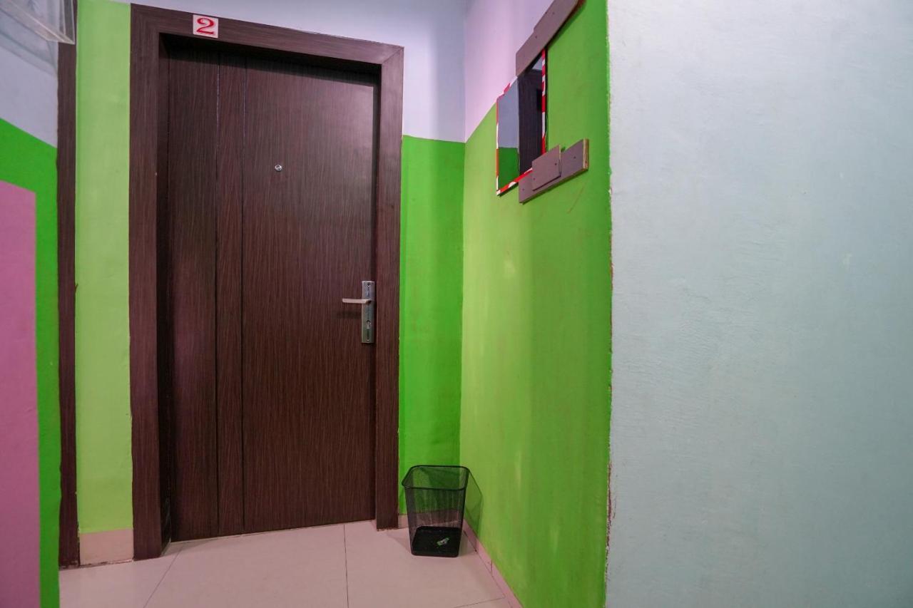 Oyo 1495 Hotel Lendosis باليمبانغْ المظهر الخارجي الصورة