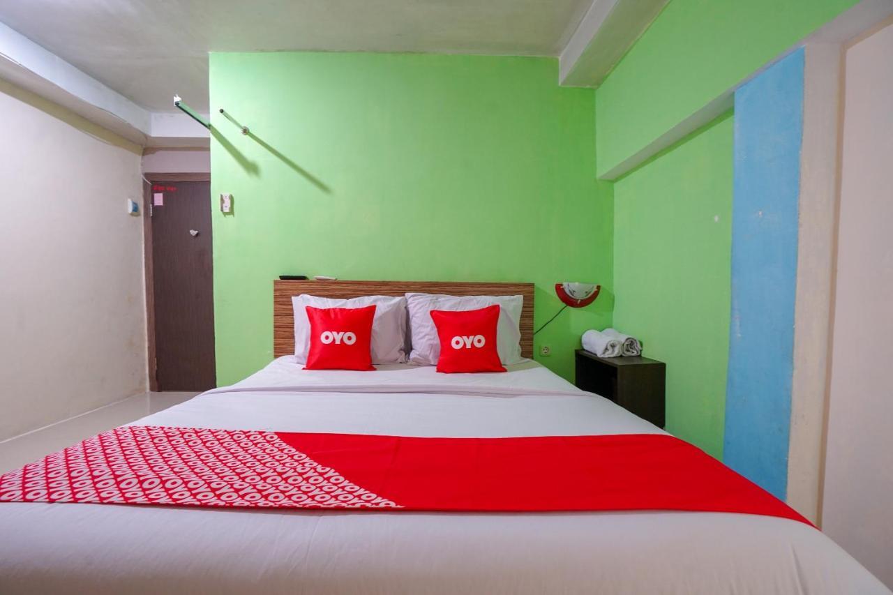 Oyo 1495 Hotel Lendosis باليمبانغْ المظهر الخارجي الصورة