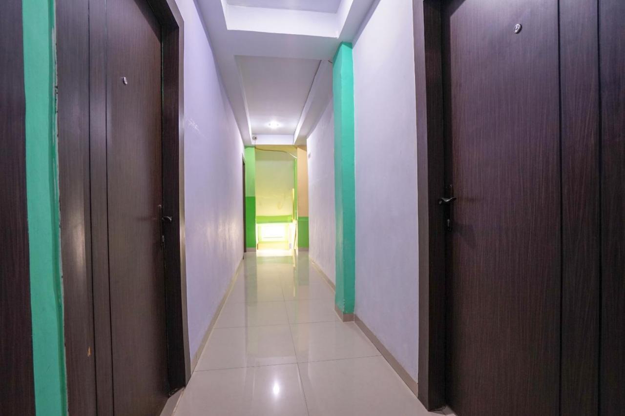 Oyo 1495 Hotel Lendosis باليمبانغْ المظهر الخارجي الصورة