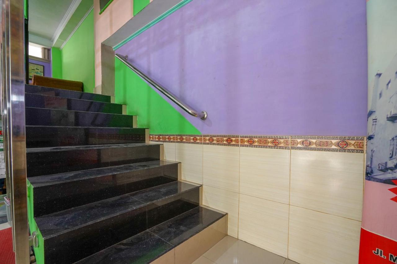 Oyo 1495 Hotel Lendosis باليمبانغْ المظهر الخارجي الصورة