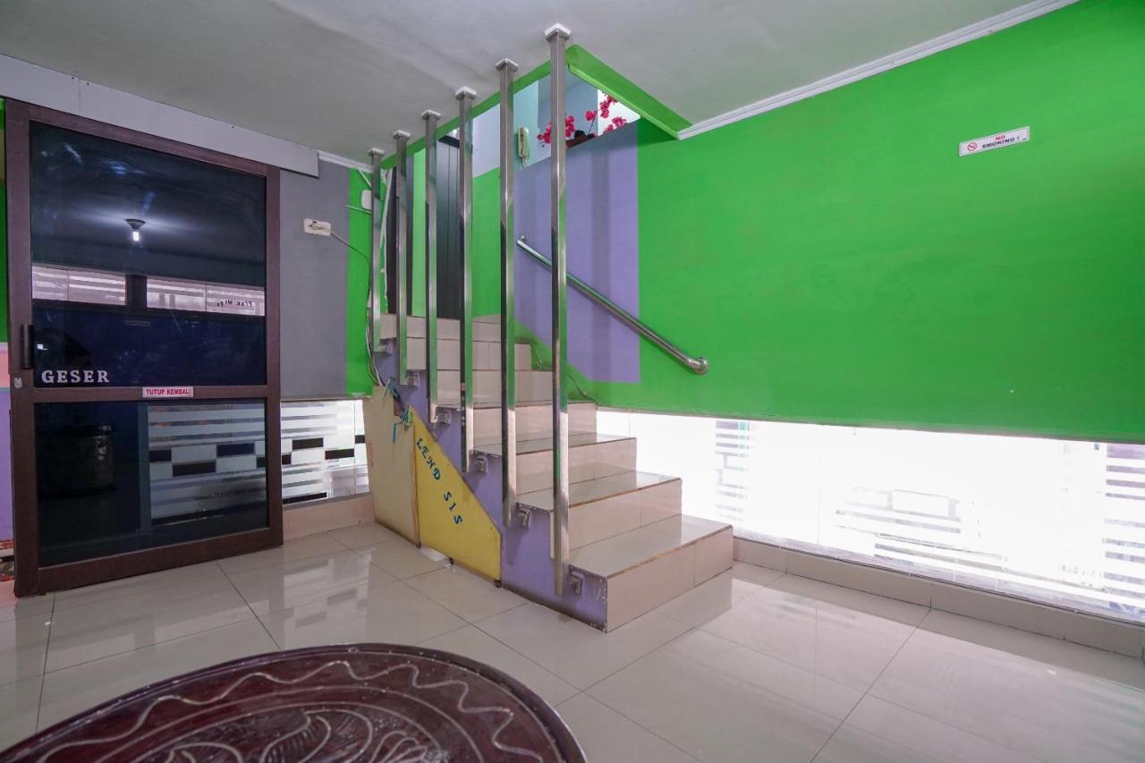 Oyo 1495 Hotel Lendosis باليمبانغْ المظهر الخارجي الصورة